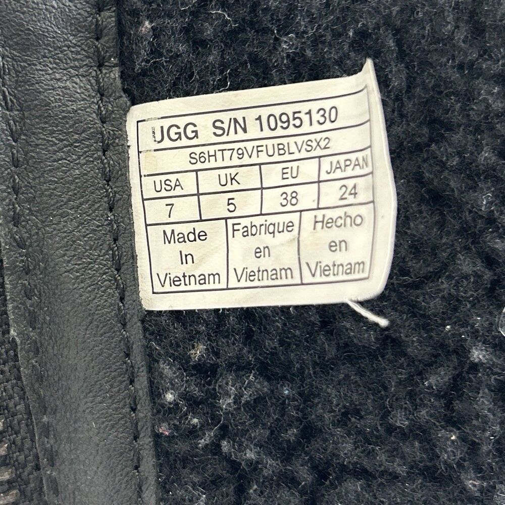 UGG Niels II Boots Womens 7 Black Suede Sheepskin Mid-Calf Zipper Biker 1095130 - Picture 8 of 9